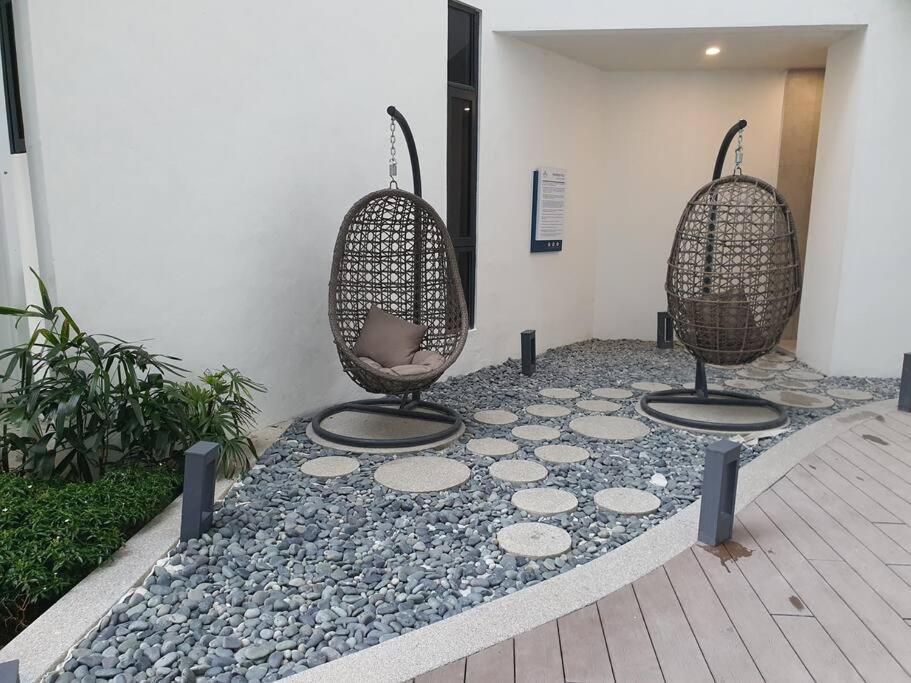 Kota Kinabalu City The Shore - Lucky 7 Homestay Exteriör bild
