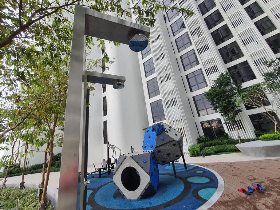 Kota Kinabalu City The Shore - Lucky 7 Homestay Exteriör bild