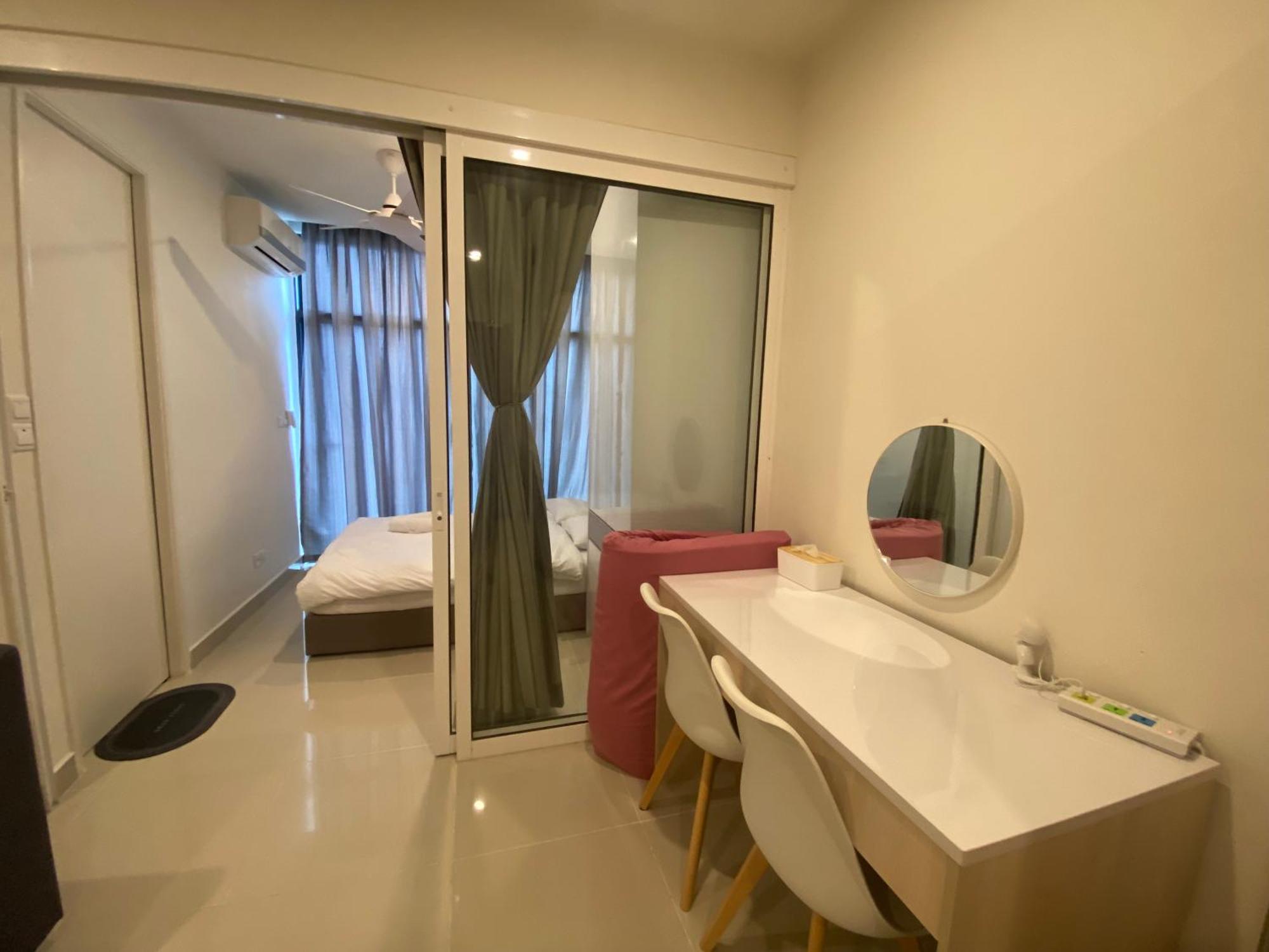 Kota Kinabalu City The Shore - Lucky 7 Homestay Exteriör bild
